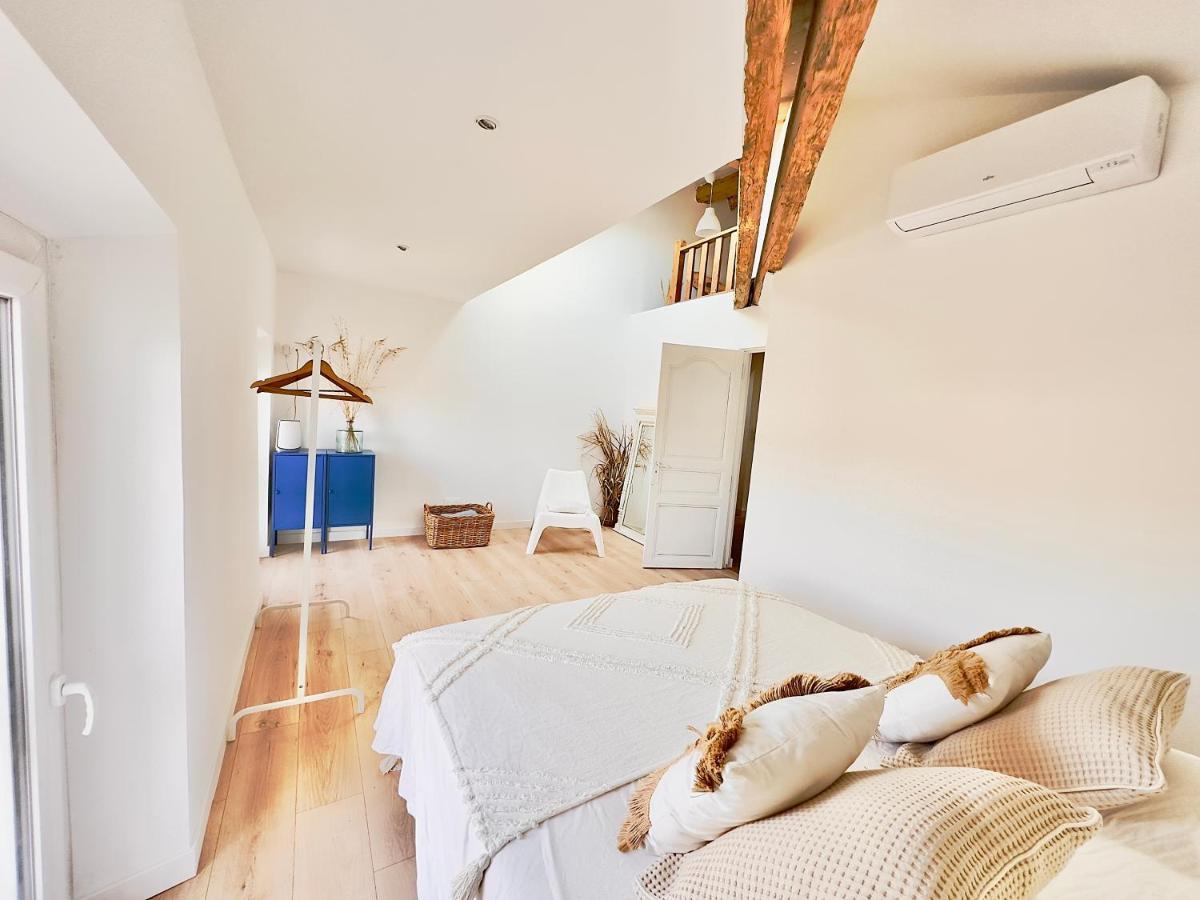 Appartement - Loft Le Cosy Йер Экстерьер фото